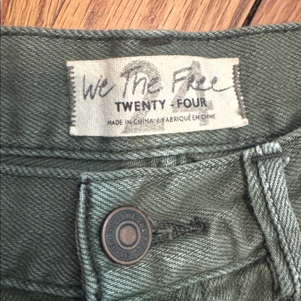 FREE PEOPLE We The Free Olive Denim Shorts SIZE 24 - Picture 3 of 4